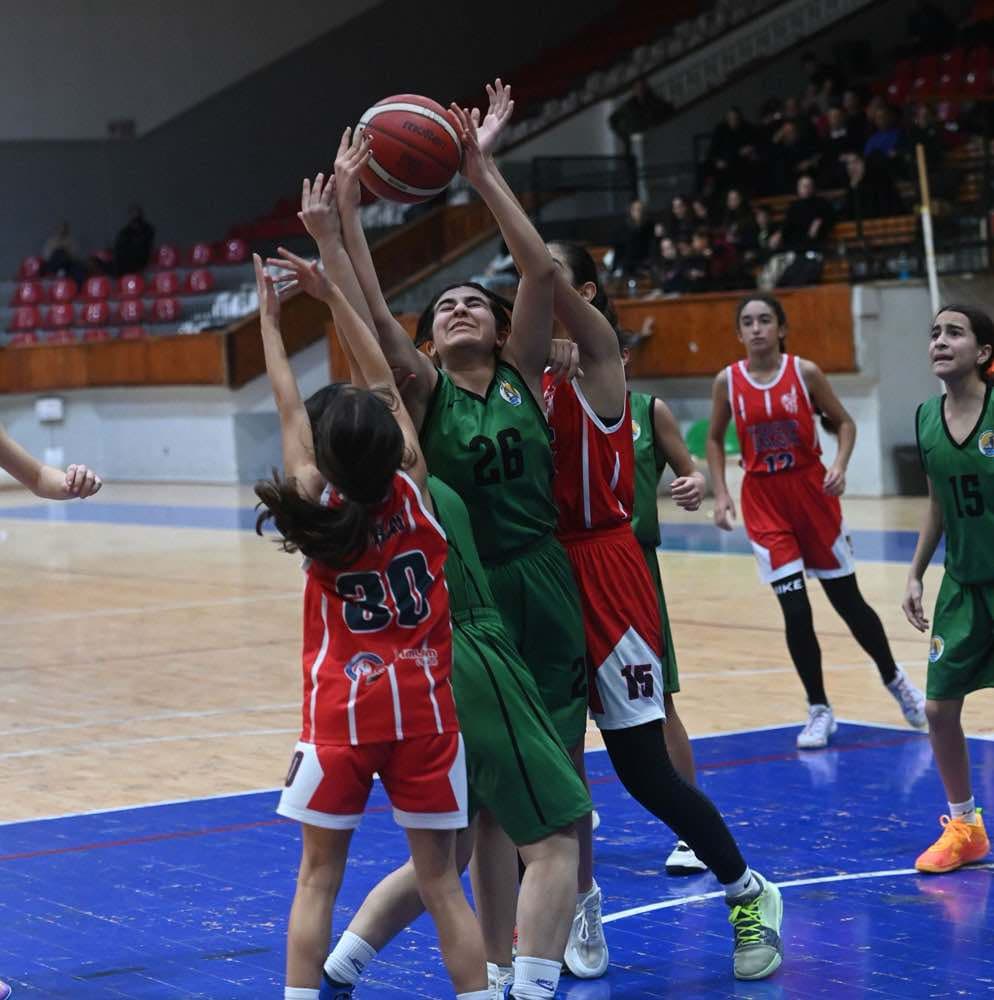 KoopBank ve Fast Break galip