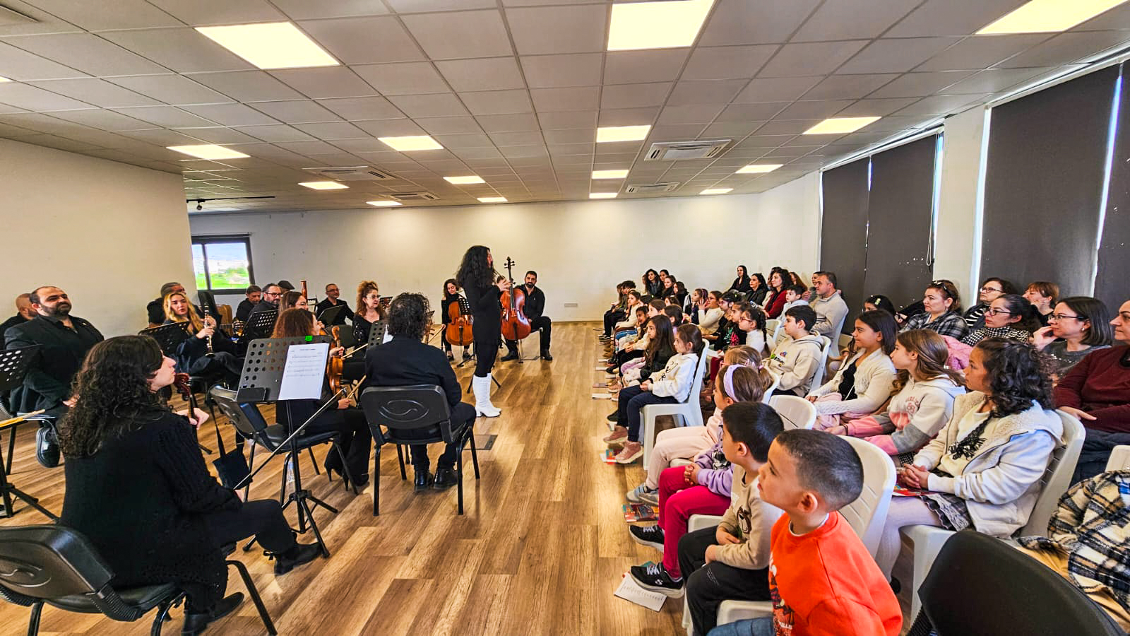 Lefkoşa Belediye Orkestrası eğitim konserleri devam ediyor