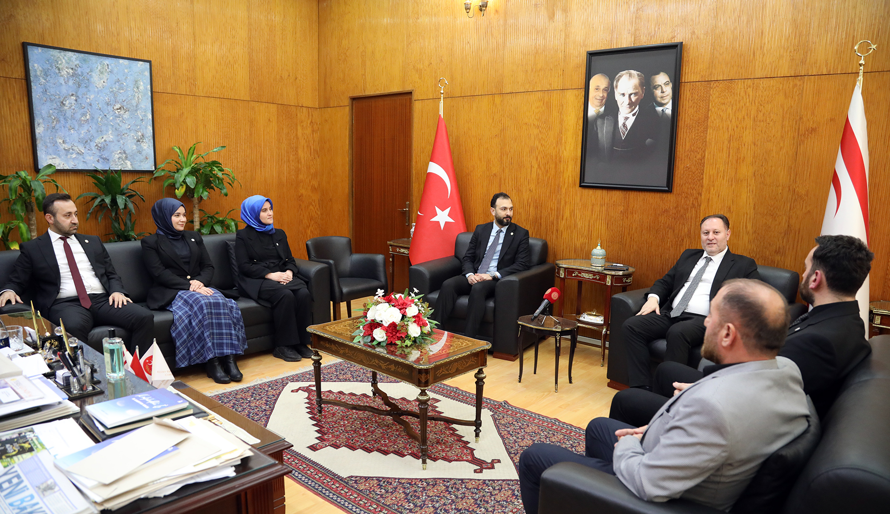 Meclis Başkanı Öztürkler UID heyetini kabul etti