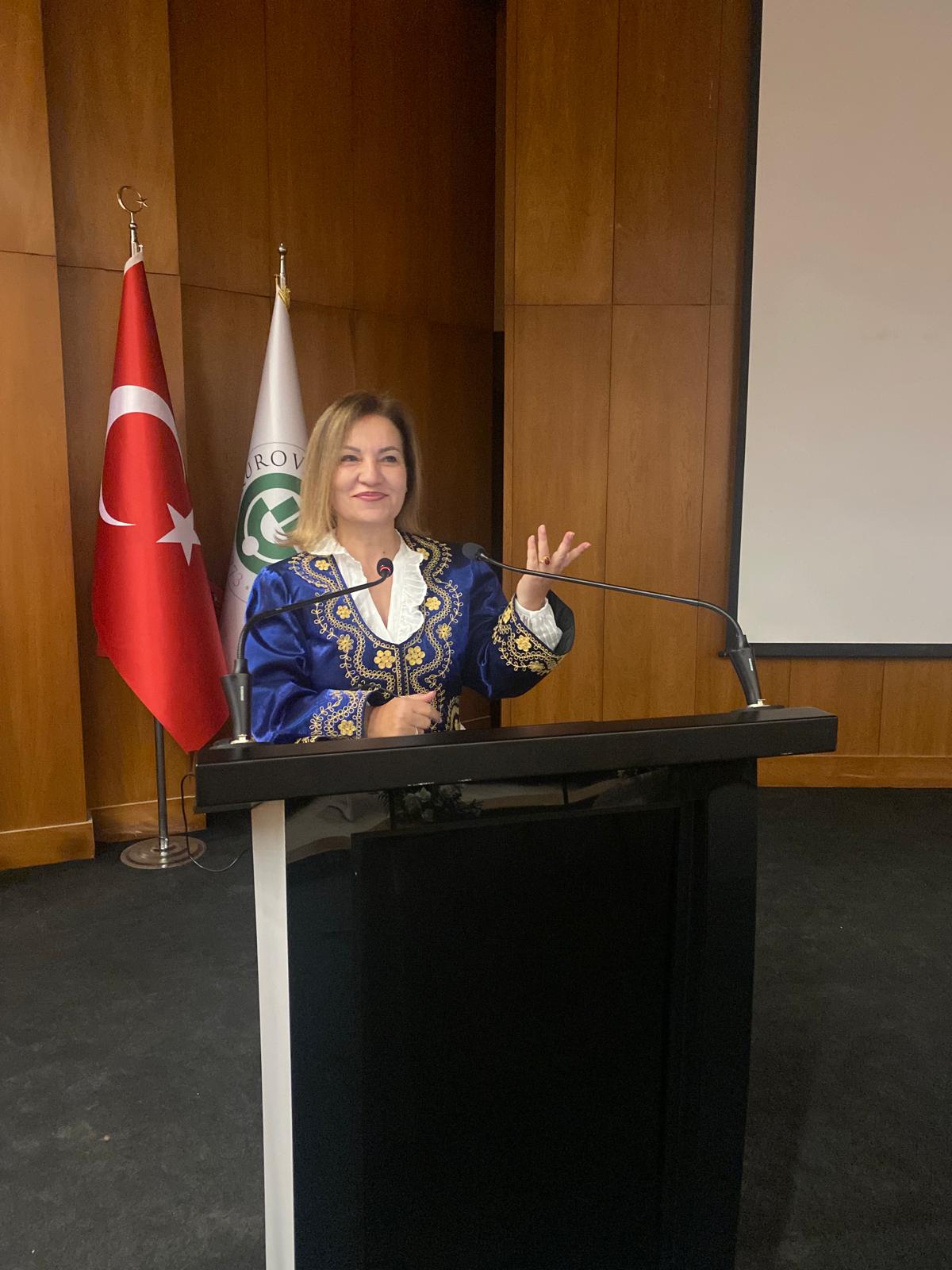 Zaimağaoğlu, Uluslararası Çukurova Şiir Günleri etkinliğine katıldı