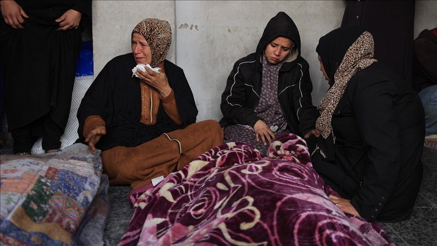 İsrail ordusunun dün Gazze’ye düzenlediği saldırılarında 35 Filistinli öldü