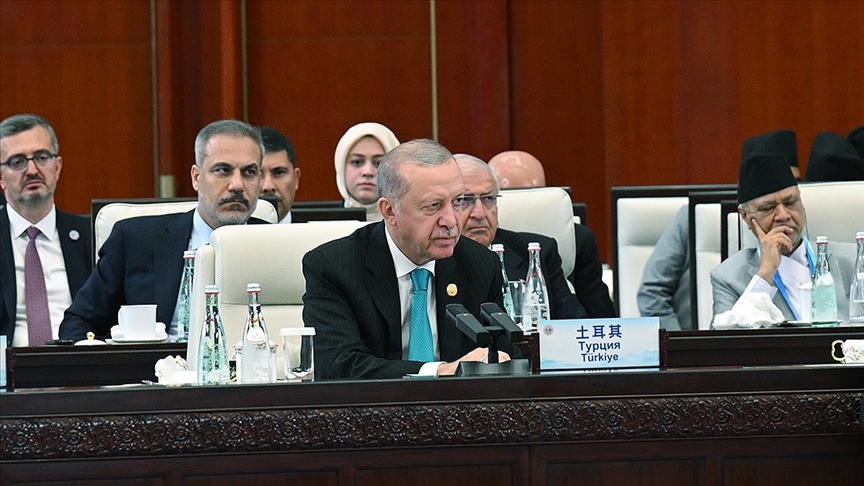 Erdoğan: “İsrail’in Gazze’ye saldırılarını durduramamanın hiçbir izahı yok”
