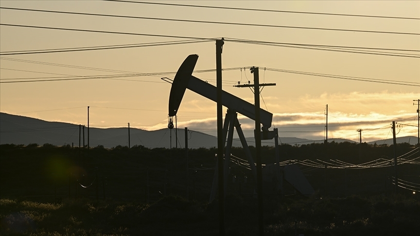 Brent petrolün varili 64,61 dolardan işlem görüyor