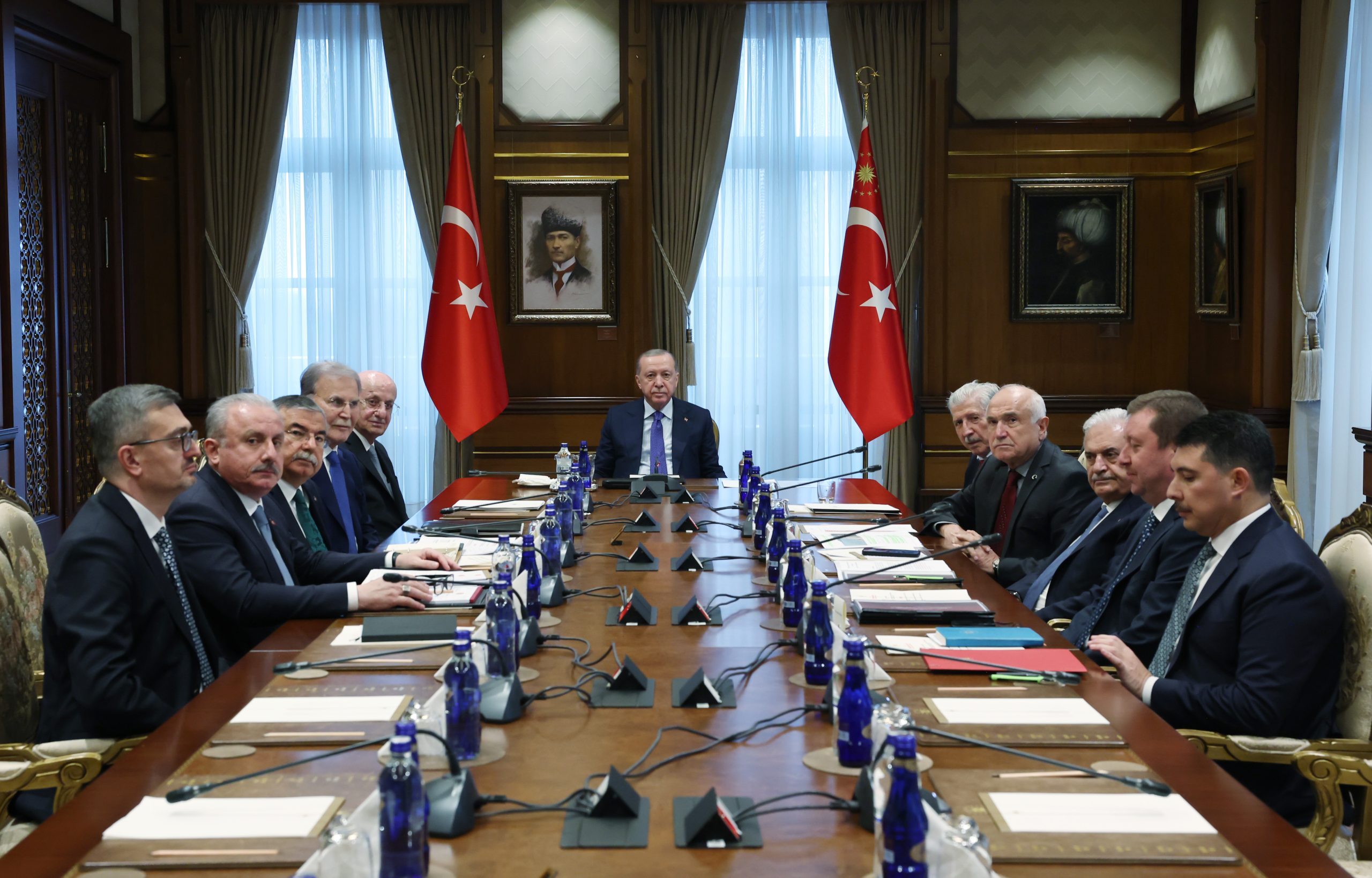 Duran: Yüksek İstişare Kurulu Toplantısı’nda Kıbrıs’taki son durum ayrıntılı olarak ele alındı