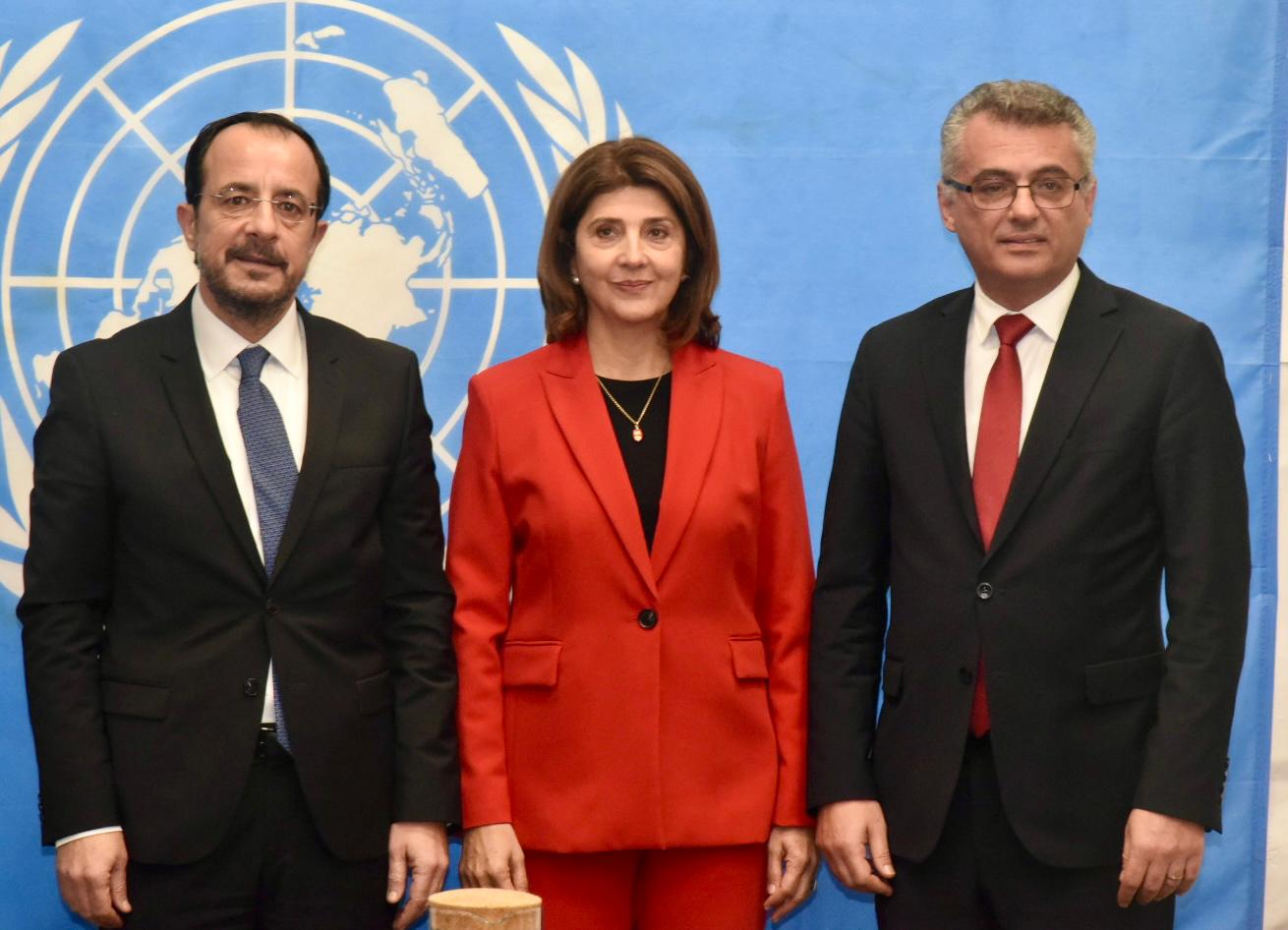 Erhürman, Hristodulidis ve Holguin görüşmesi başladı