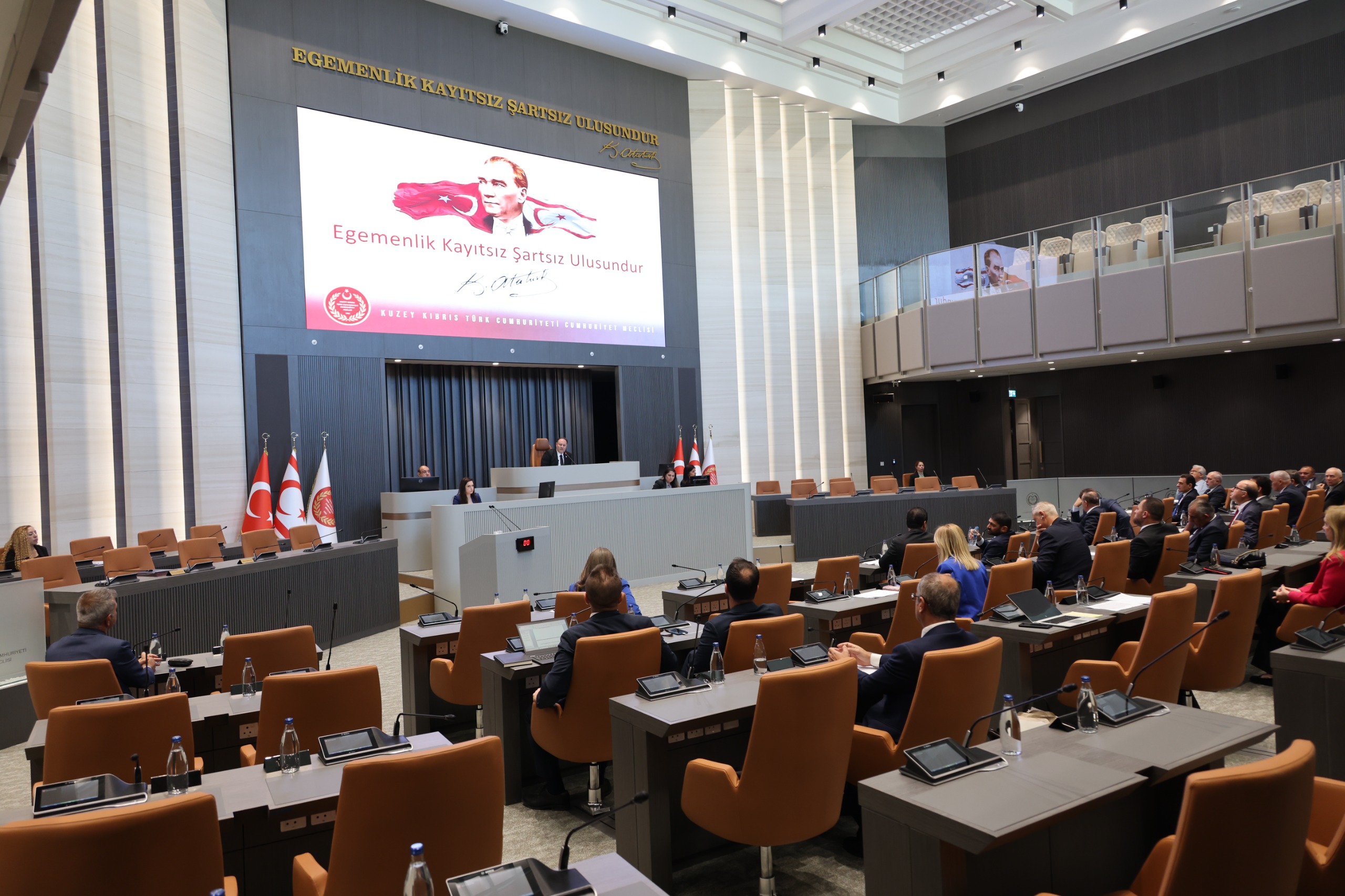 Meclis Genel Kurulu’nda gerginlik: Oturuma ara verildi