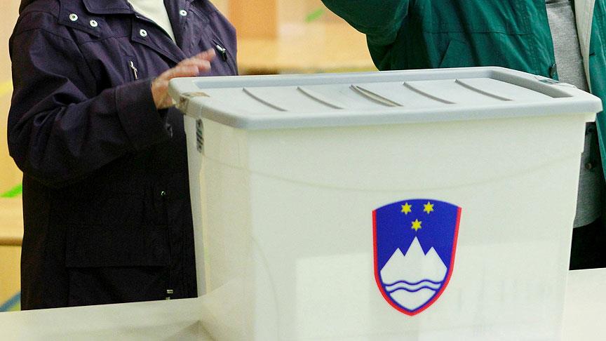Slovenya’da halk genel seçim için sandık başına gidiyor