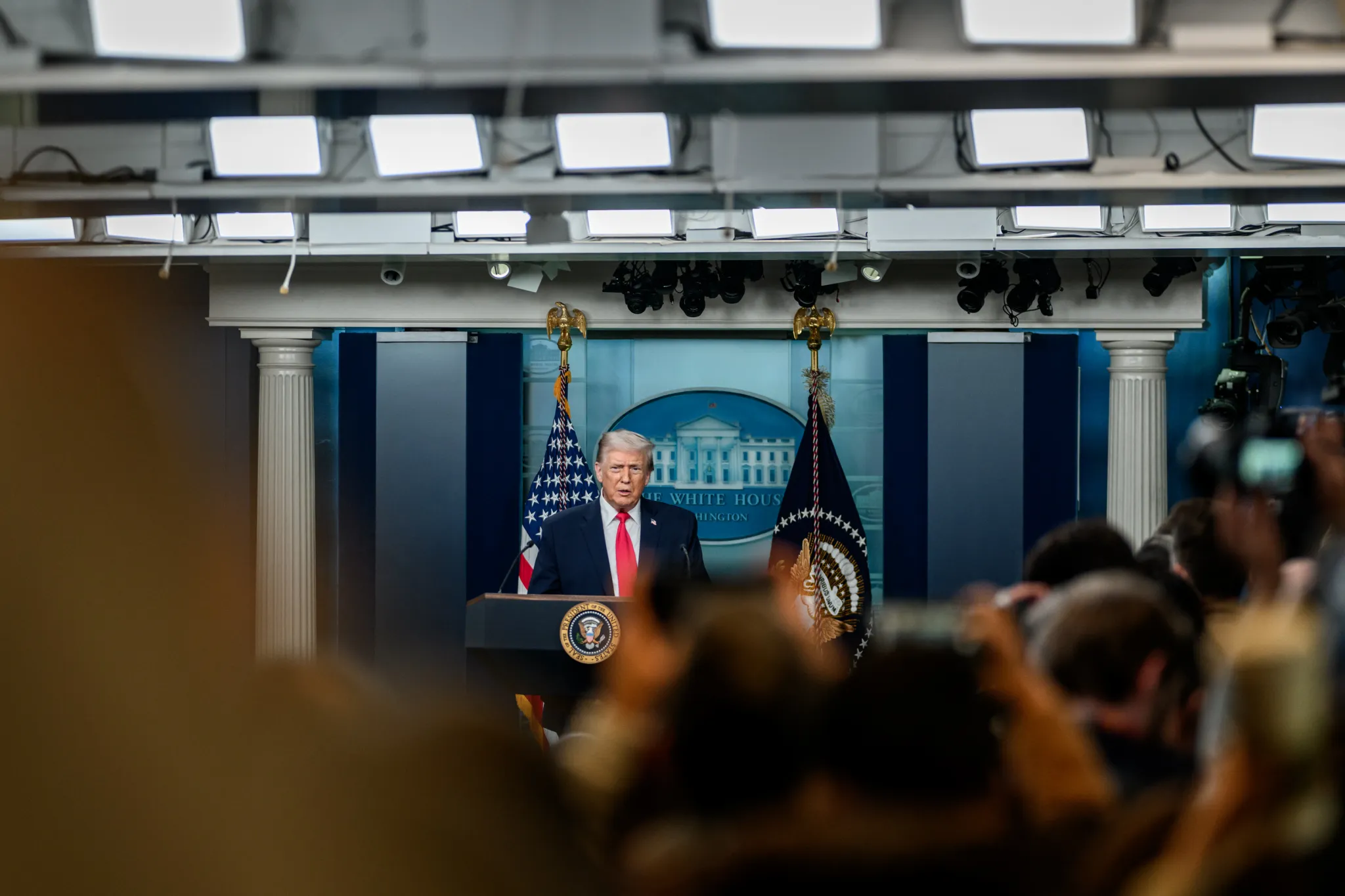 Petrol, Trump’ın İran’a müdahale sinyaliyle yükseldi: Brent petrolün varil fiyatı 107,87 dolar