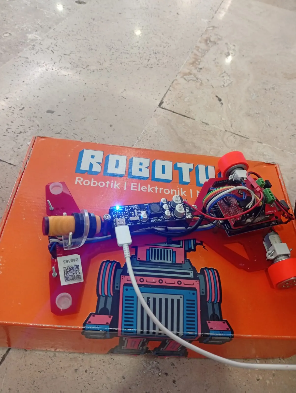 Hala Sultan İlahiyat Koleji öğrencileri, Uluslararası MEB Robot Yarışması’na katıldı