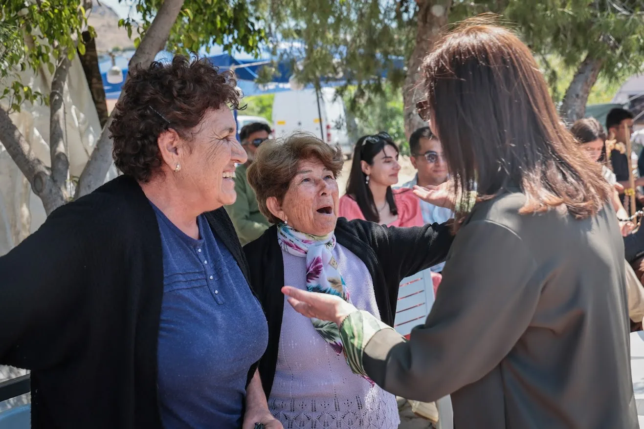 İncirli, Yeşilırmak Çilek ve Kıbrıs İpek Koza Festivali'ni ziyaret etti