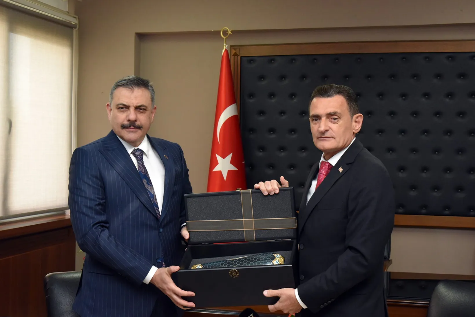 Oğuz, mevkidaşı Çiftçi ile görüştü:"İş birliğimiz devam edecek"